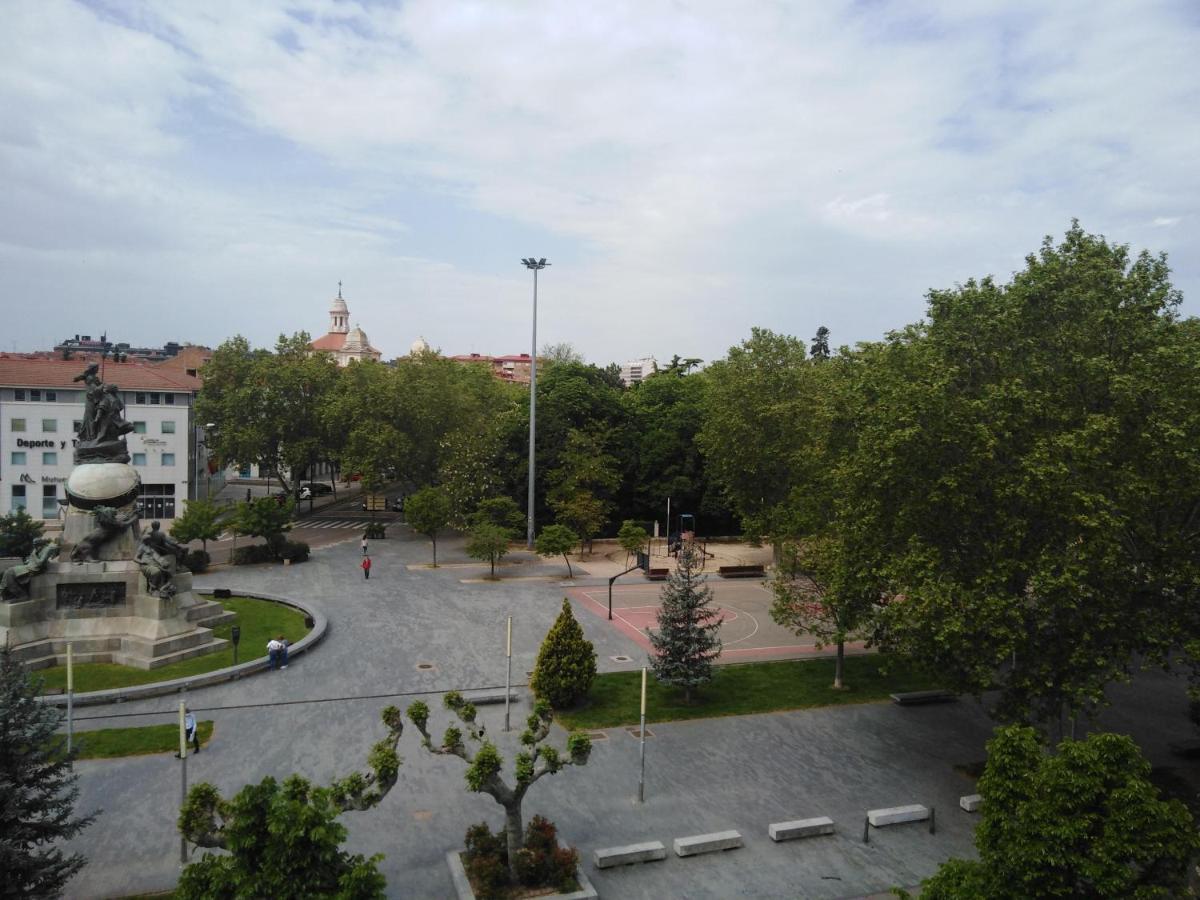 Hotel Colon Plaza Валадоид Екстериор снимка