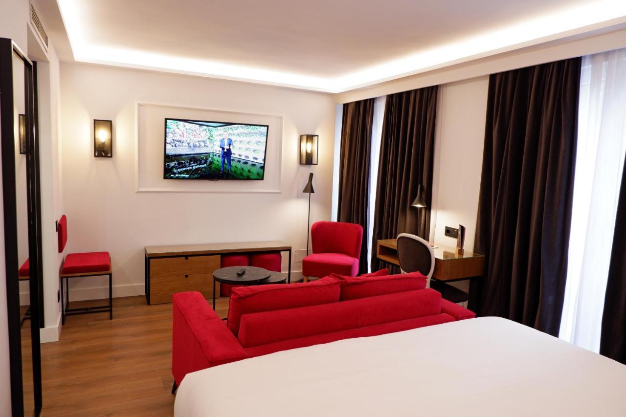 Hotel Colon Plaza Валадоид Екстериор снимка