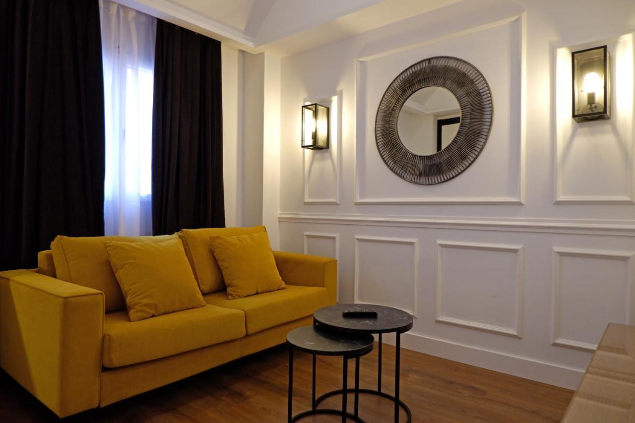 Hotel Colon Plaza Валадоид Екстериор снимка