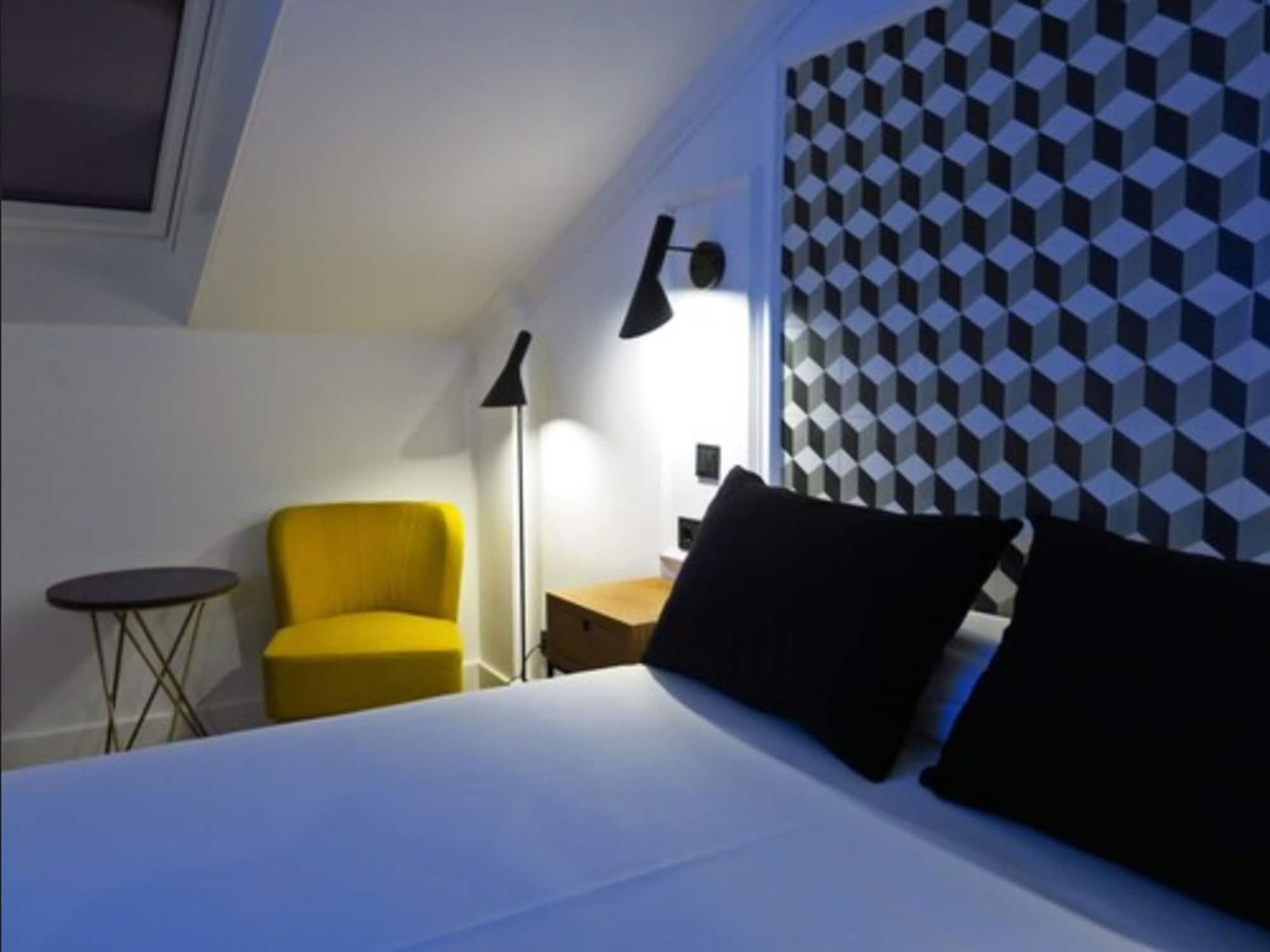 Hotel Colon Plaza Валадоид Екстериор снимка