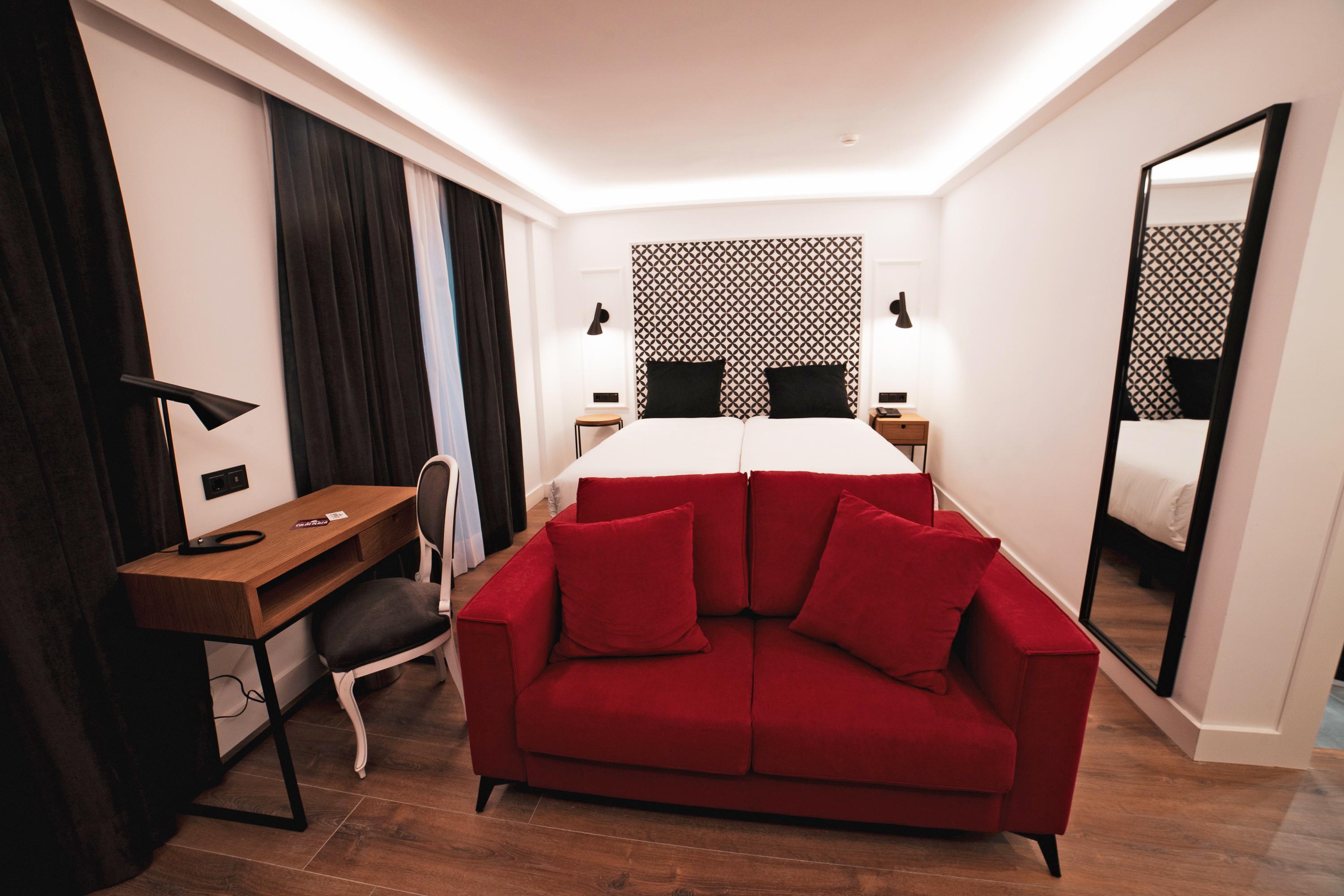 Hotel Colon Plaza Валадоид Екстериор снимка