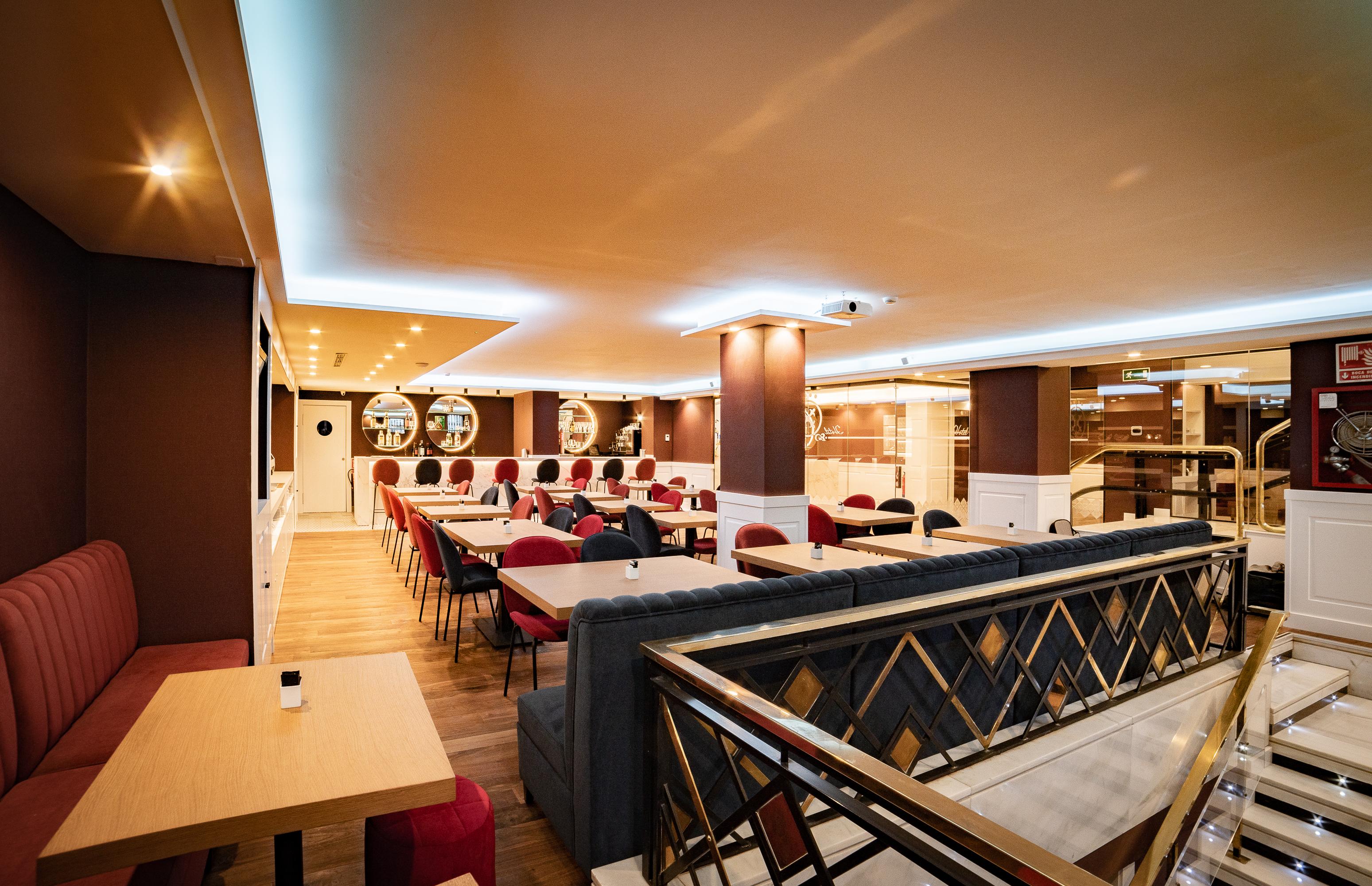 Hotel Colon Plaza Валадоид Екстериор снимка