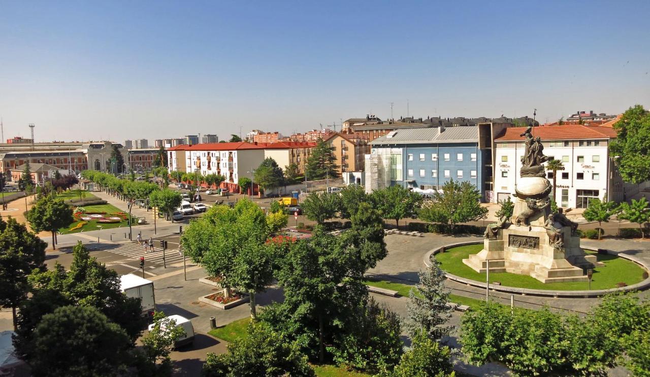 Hotel Colon Plaza Валадоид Екстериор снимка